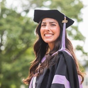 Meet your Posher, Madeline